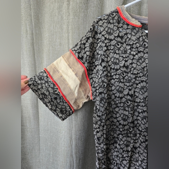 BKE Buckle Floral Size Oversized Jersey T Shirt Size XL Sheer Black - Picture 3 of 7